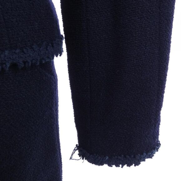 Vintage Chanel P07181v05365 Suit - Picture 7 of 9